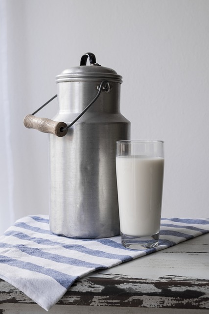 milk and milk churn