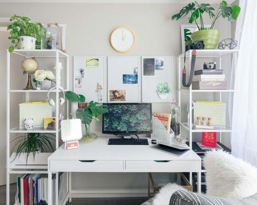 a tidy home work station